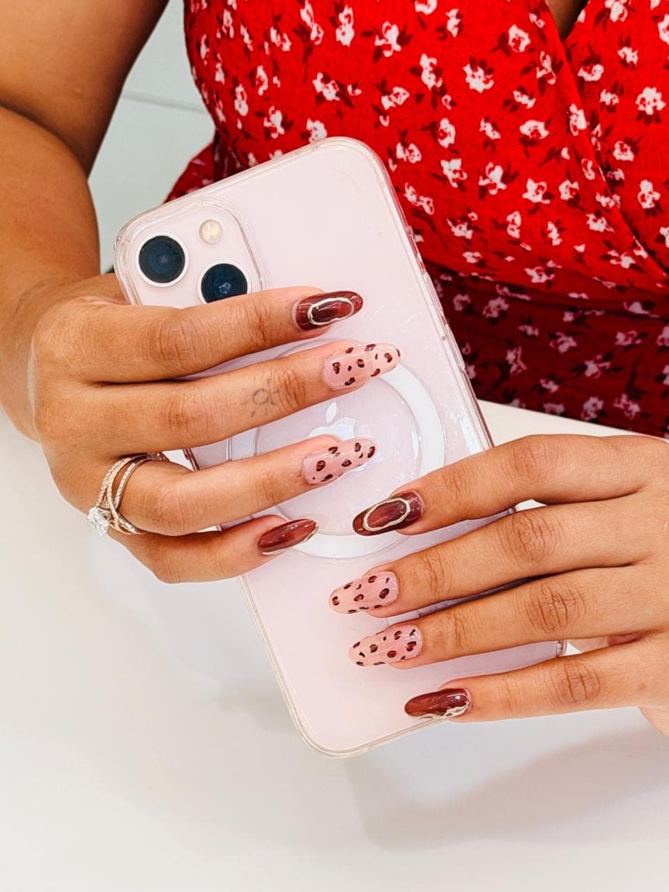 Animal-print gel nail art